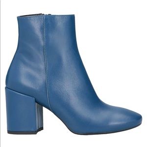 ESTELLE Leather Ankle Boots (Italy)